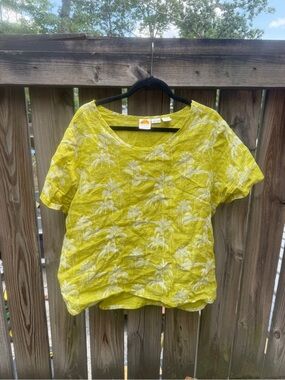 C&C California Lime Green Short Sleeve Palm Print Top